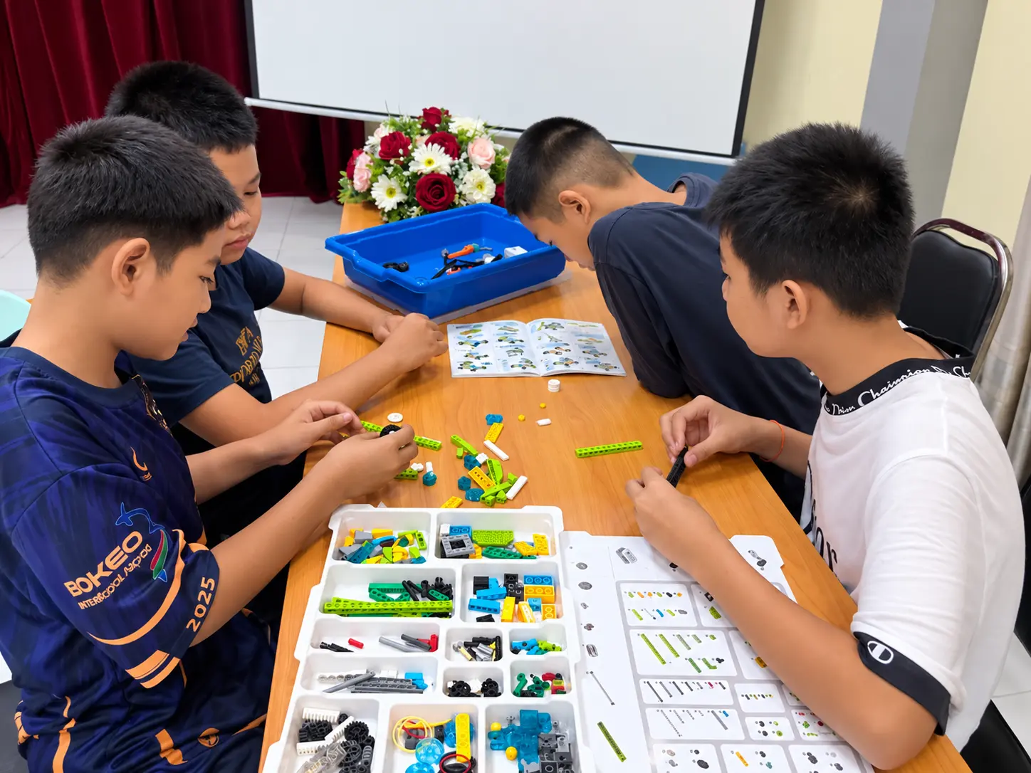 Robotics & Technology
